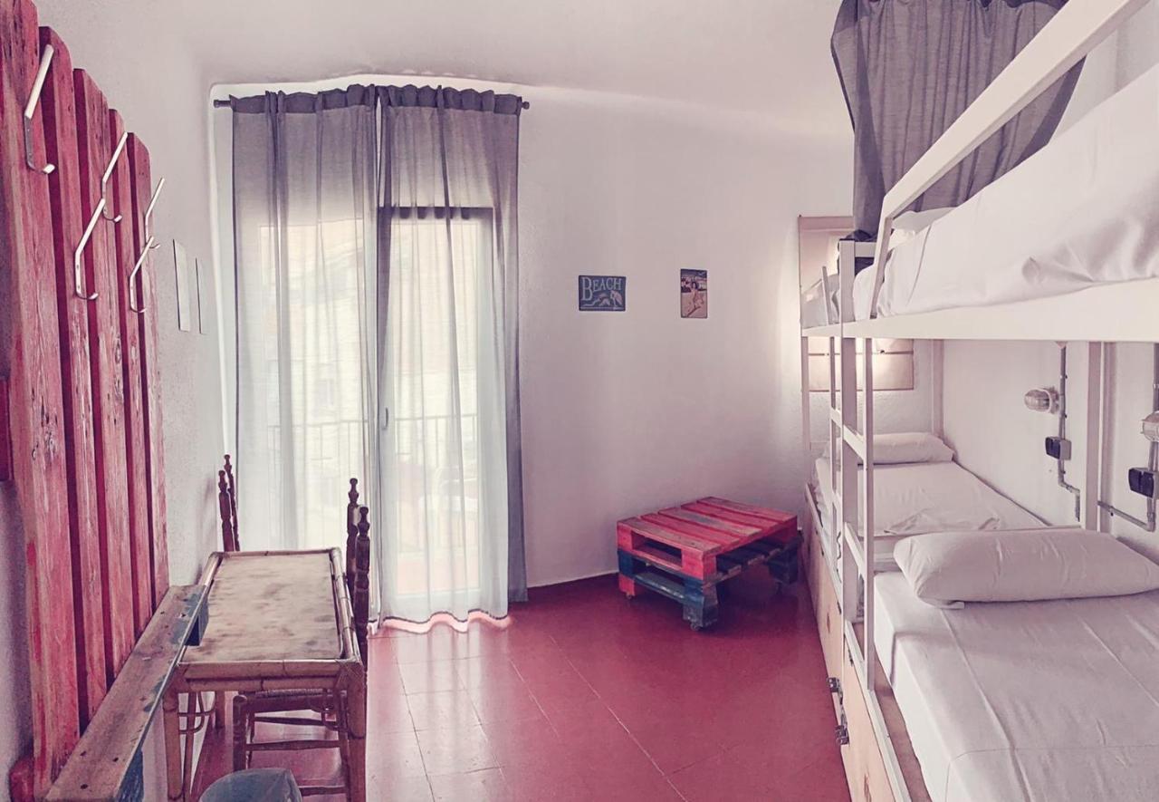 Loft Apart&Hostal 滨海略雷特 外观 照片