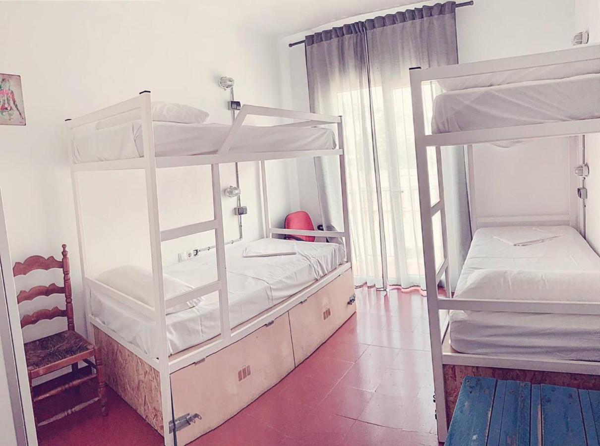 Loft Apart&Hostal 滨海略雷特 外观 照片