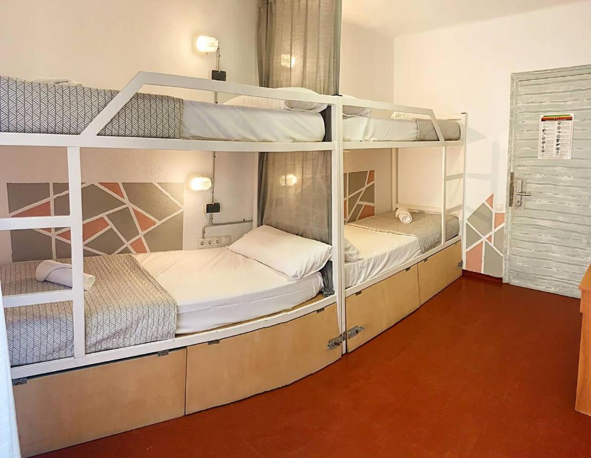 Loft Apart&Hostal 滨海略雷特 外观 照片