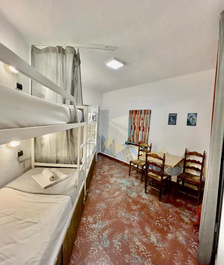 Loft Apart&Hostal 滨海略雷特 外观 照片