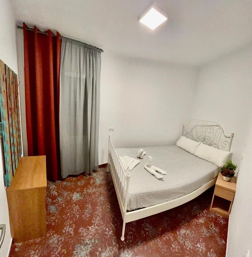 Loft Apart&Hostal 滨海略雷特 外观 照片