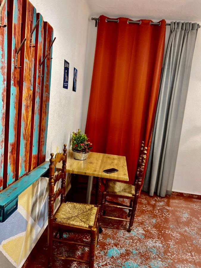 Loft Apart&Hostal 滨海略雷特 外观 照片