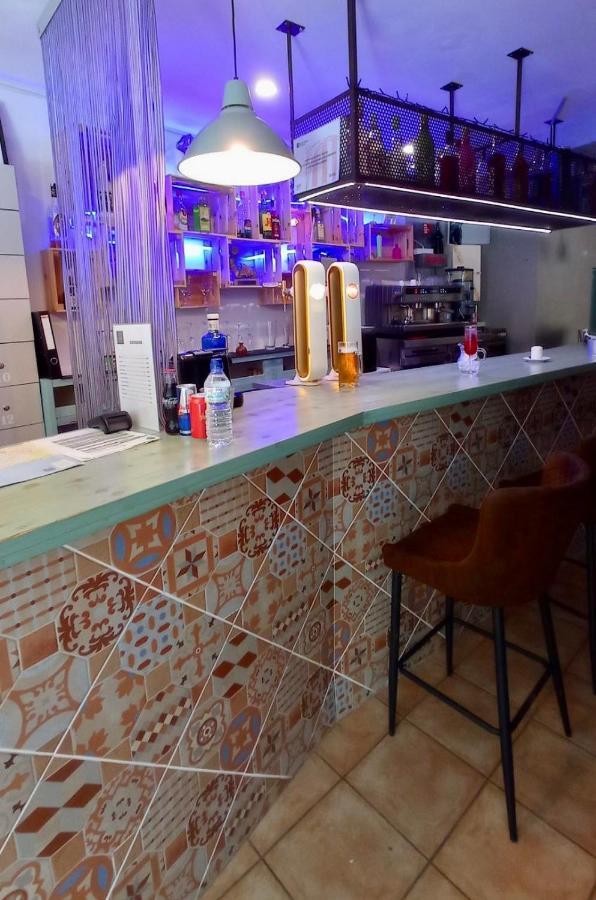 Loft Apart&Hostal 滨海略雷特 外观 照片
