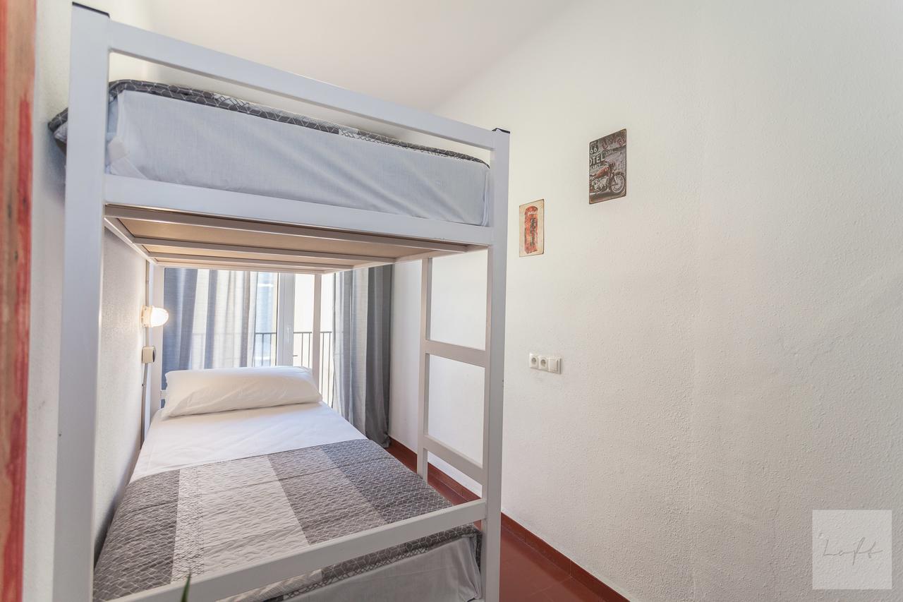 Loft Apart&Hostal 滨海略雷特 外观 照片